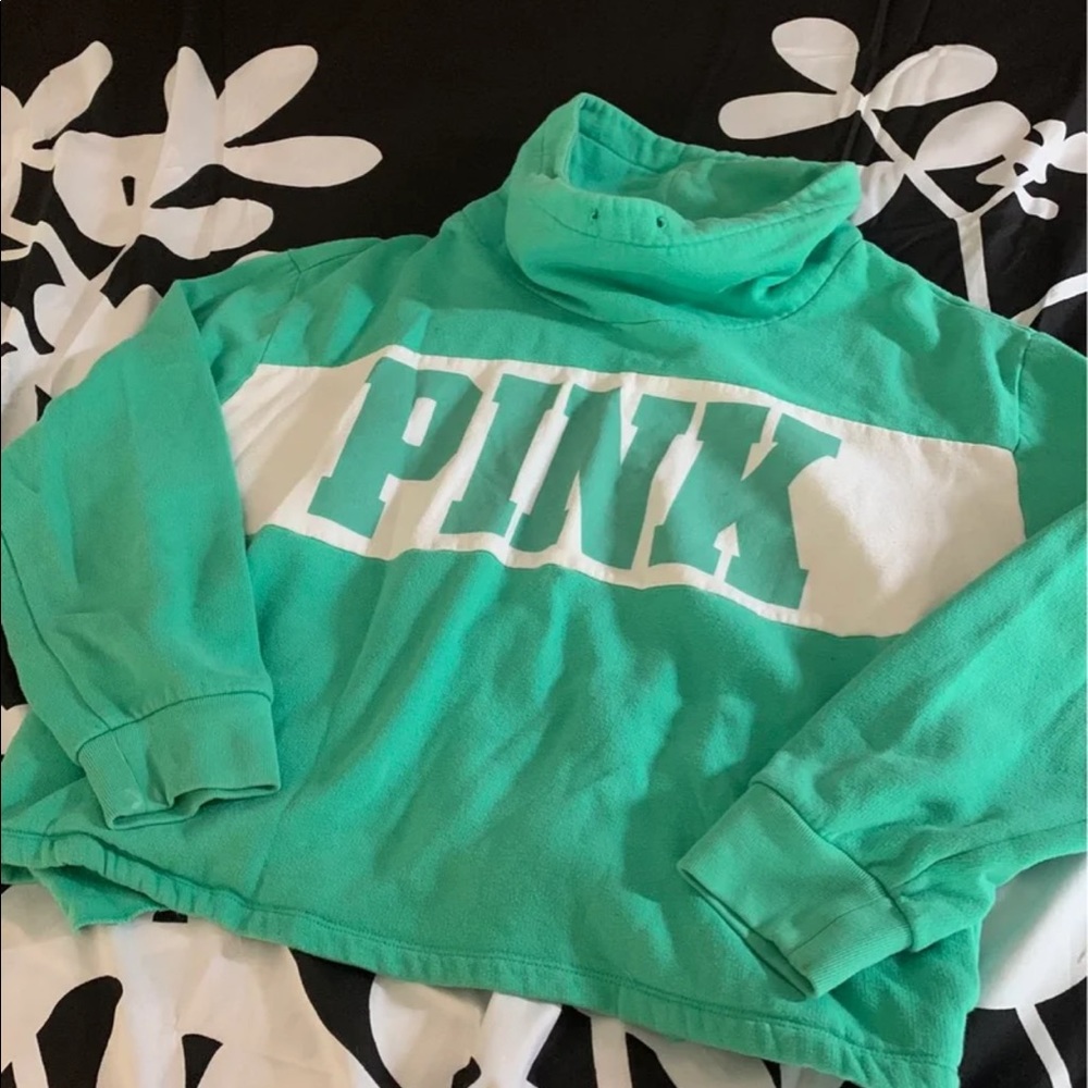CUTE summer green Victoria’s Secret Pink pullover